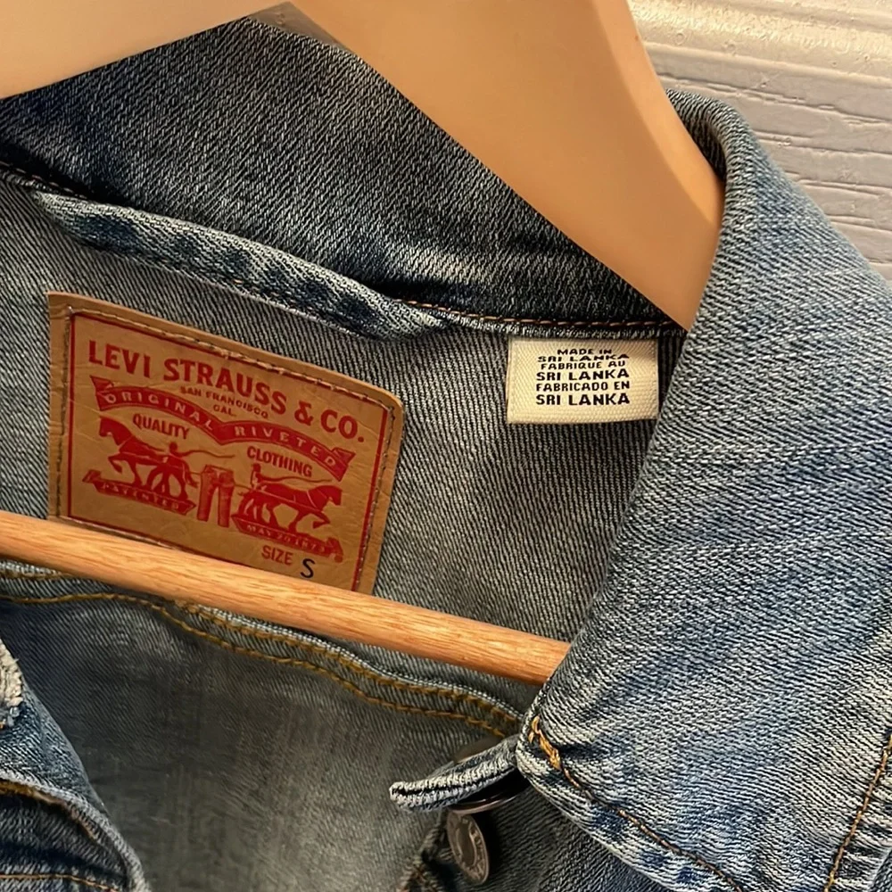 Levis Jean Jacket - Picture 3 of 5
